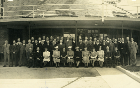 Eileen Gertrude Lenihan OBE, former private secretary to prime ministers Joseph Lyons, Robert Gordon Menzies and others.