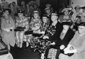 Women vote for the first time