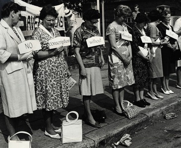 Women from the Save Our Sons movement protest against the conscription of 20 year-old Australian men during the Vietnam War, Sydney, 1 October 1965.
Photo courtesy Fairfax Photos