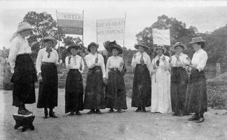 Women's right to vote for local government