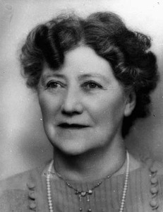 Cardell-Oliver, Dame Annie Florence Gillies. Photo courtesy State Library of Western Australia.